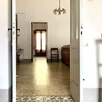 Casa Licchia, Casa Salentina Con Giardino *