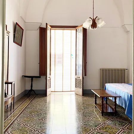 Casa Licchia 마르티냐노